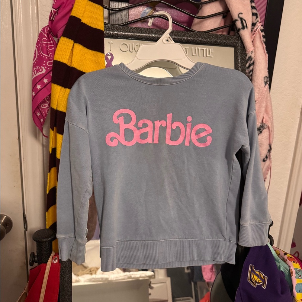 Barbie Cotton On Girls powder Blue Sweatshirt with Barbie Logo size 5 😍 PERFECT